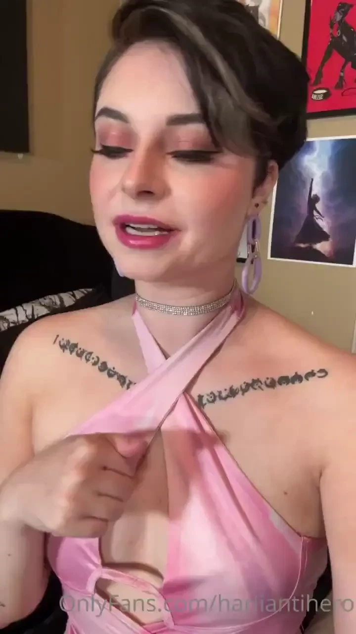 Super quick barbie movie review spoiler-free 