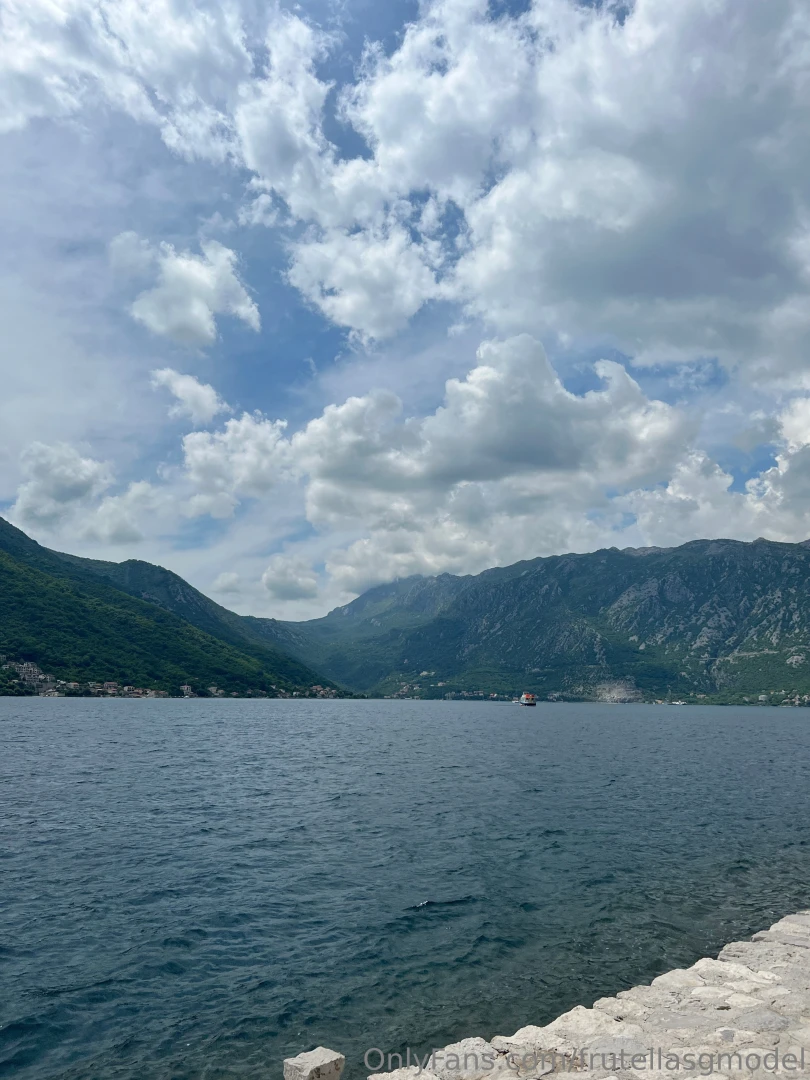 Magnificent nature i shot a long video there do you want to see it 