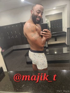 Late night gym workout
