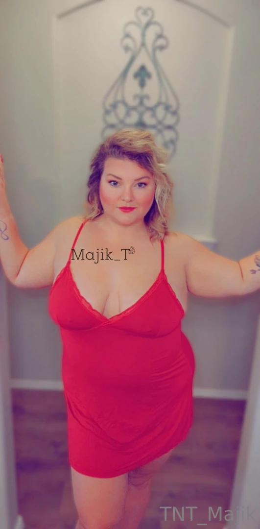 Maybe the red hmmm full photo shoot available now 