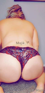 Happy hump day loves tips get you a sexy shoot in your dms higher tips