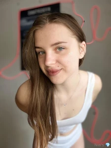 Free subscription today only jenny_ro just look at that skinny bitch part 2