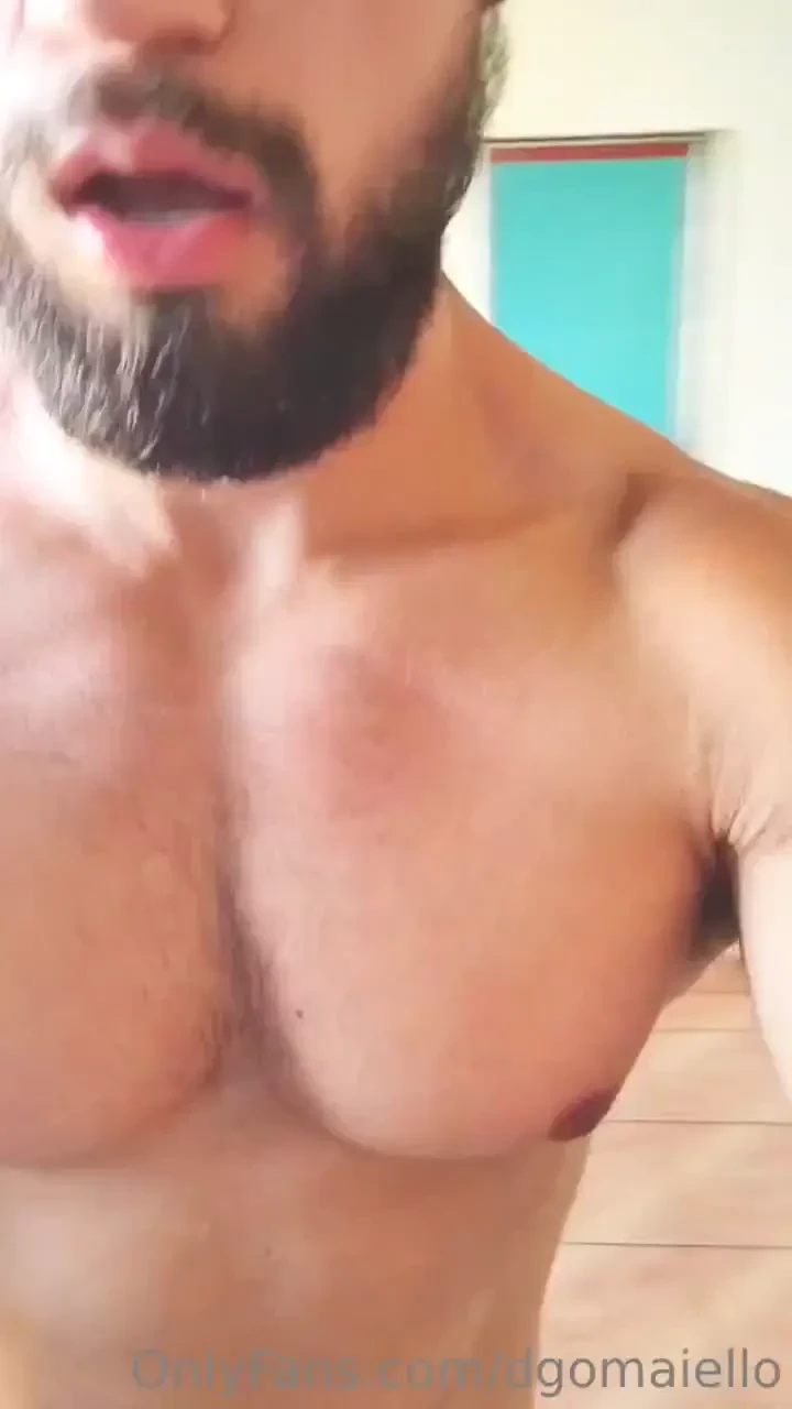 Taking off the condom let me cum in that hole 