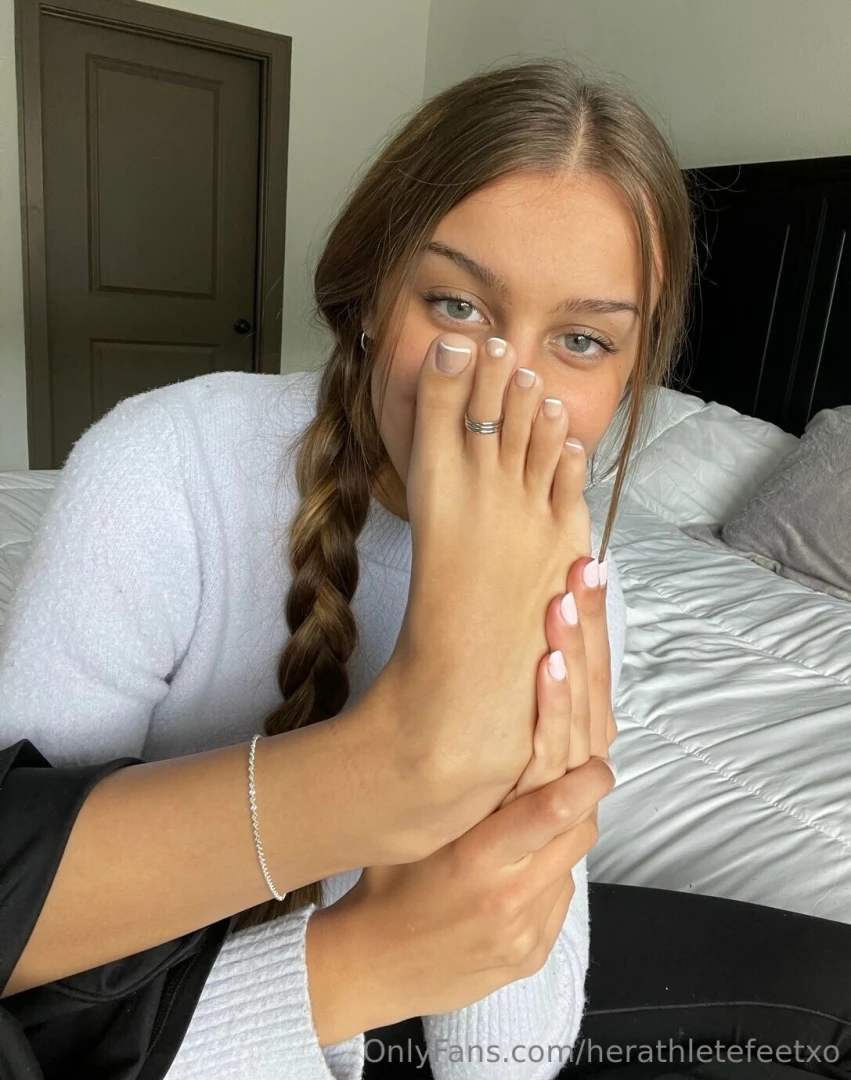 Herathletefeetxo 