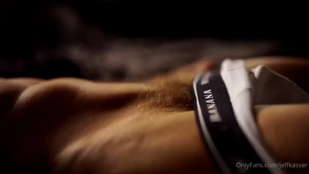 My longest vid ever is in your dms shhhhh keep this between us please 