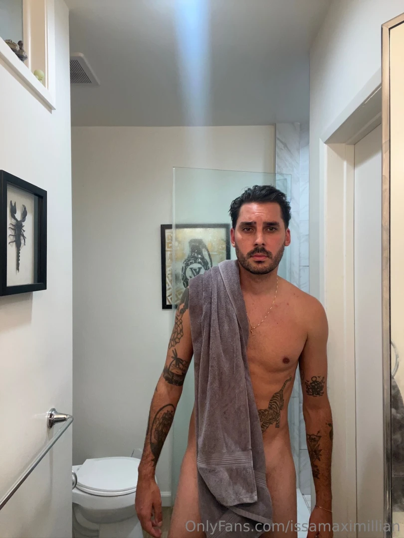 Just ink and a towel wanna join 