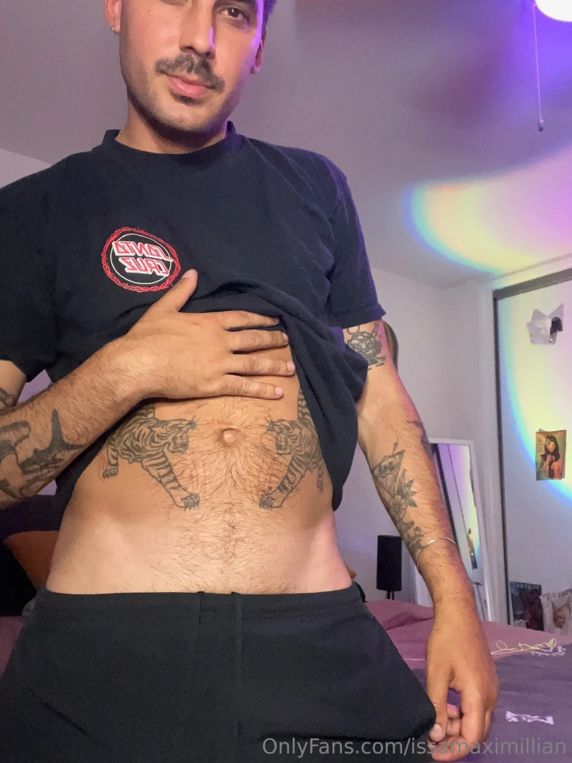 Hard work pays off check out these abs 