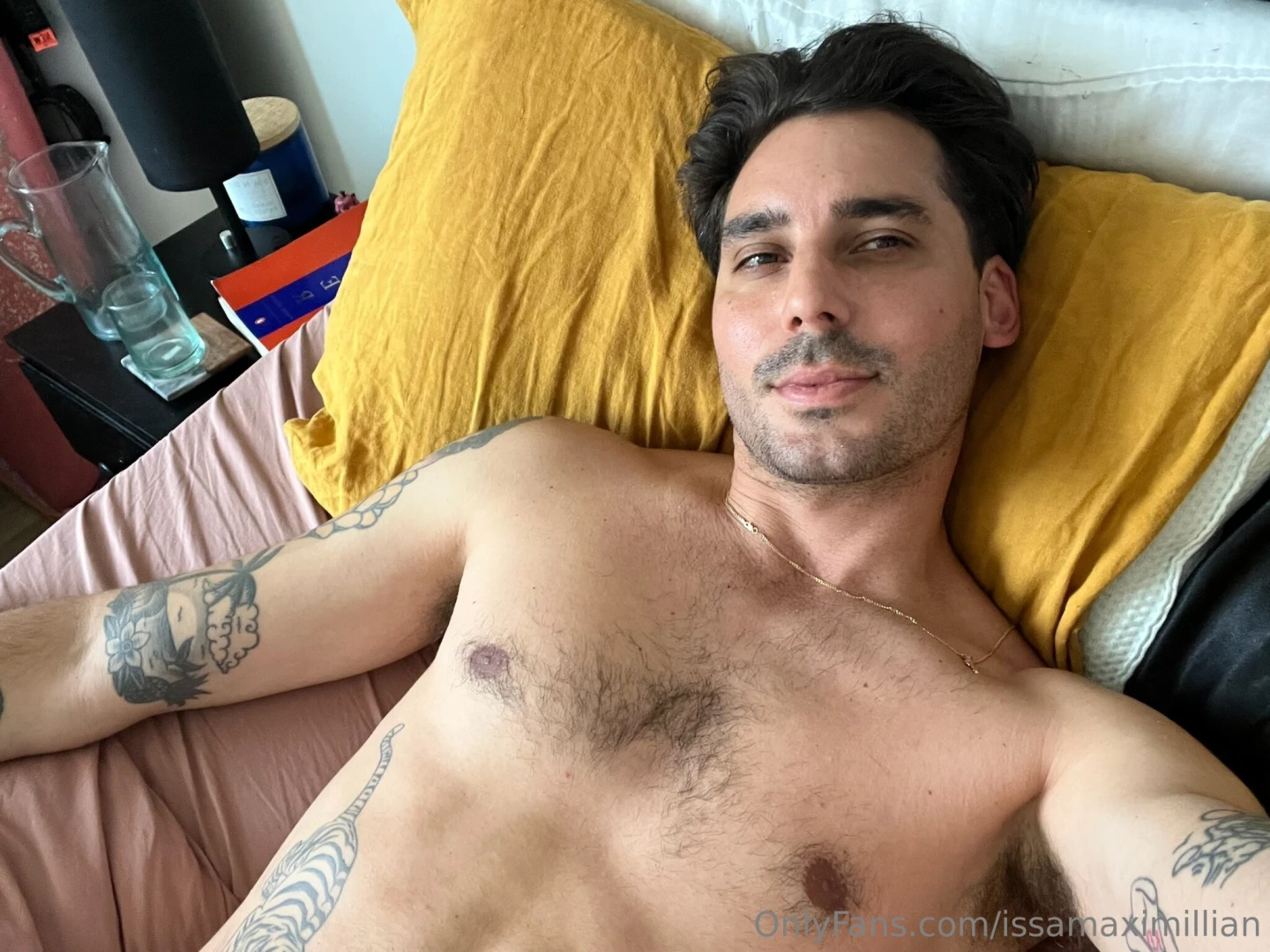 The sun s rising but i m wishing for company 