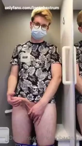 Since you guys like mile high club vids sharing another one originally