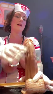 Why yes i made a selfie video in this outfit of me gloved hands extra