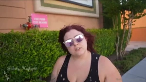 Bbw baby kaykez walking around looking for fun at the casino runs into