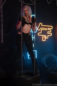 Do you think stripping is a good method to get your dick hard to begin