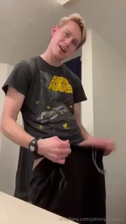 If you re a fan of big dicks you re missing out on this 10 inch nerd 