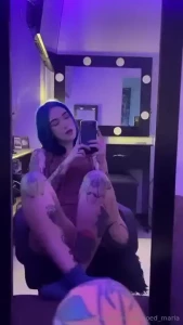 Cant sleep who wants to make me company