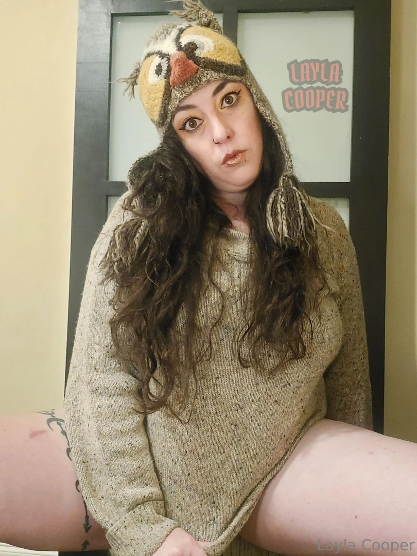 Let me start making up my missing posts with this set of my owl hat 