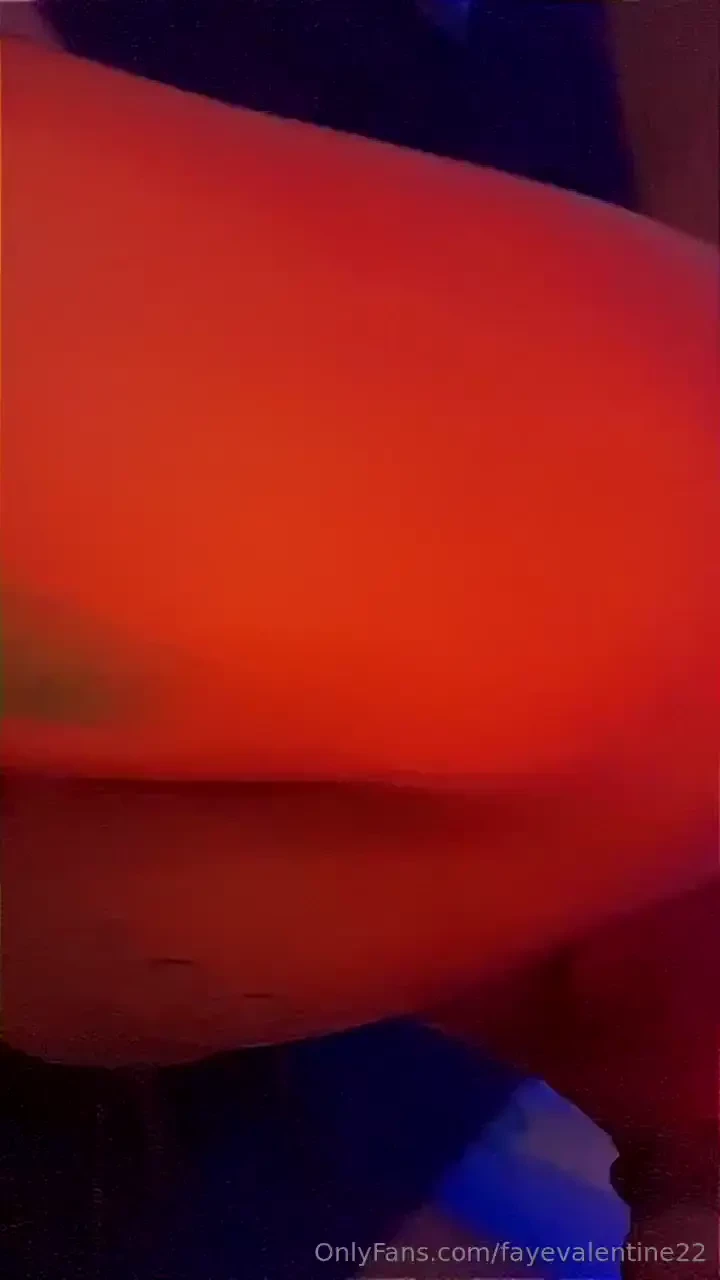 Wet t-shirt with no bra and a viberator in my pussy dm for full video 