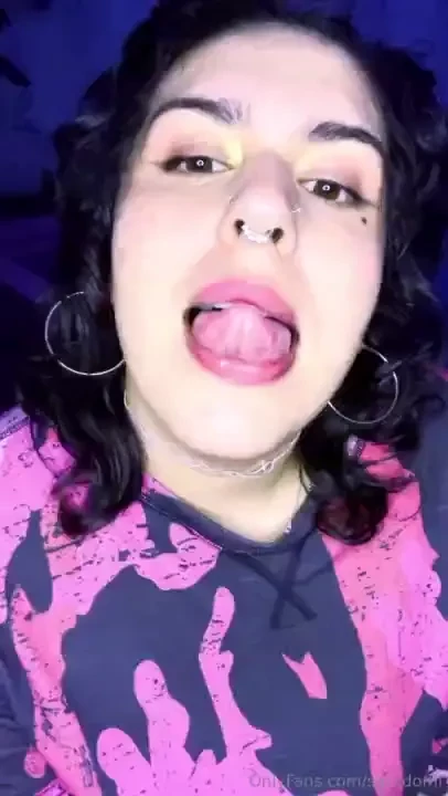 You have to look at my eyes 