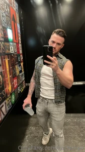 Too hot for a caption