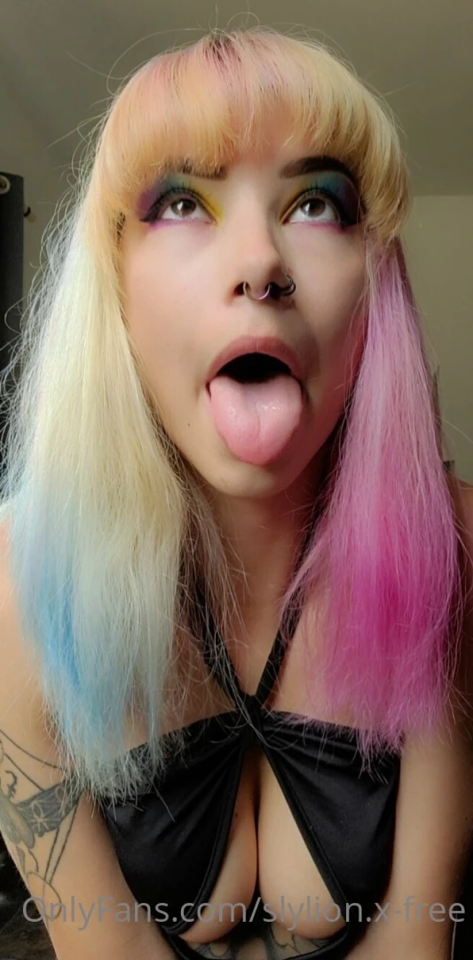 Tittie tuesday part 10 