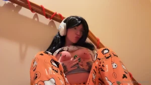 Play wiff me daddiio