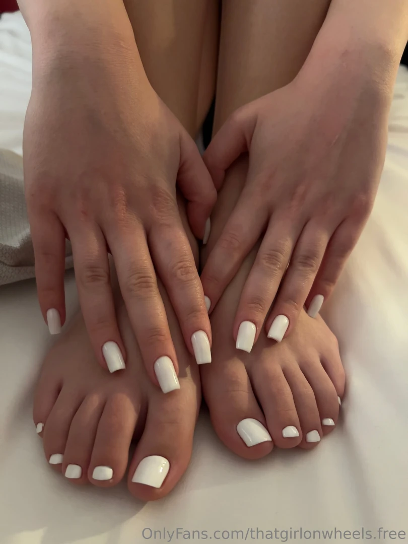 White toes are the best right 