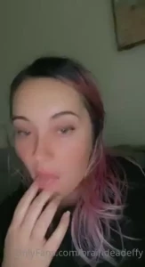 Tv synchronising to my thoughts hey will you do me a favour