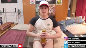 Preview trailer fucking my vagina toy showing my ass and cumming a lot