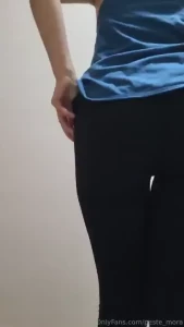 Oggi sono tornata in palestra e non ho resistito a spogliarmi davanti