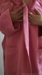 Chi mi aiuta ad asciugarmi sisi su pestemoravip vedrai di pi