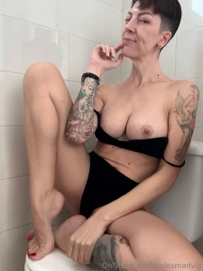 Happy friday babes i hope you have an amazing weekend full of cum part 5