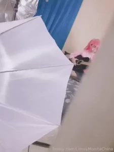 Espiando a bocchi juego con ella y se pone maniaca