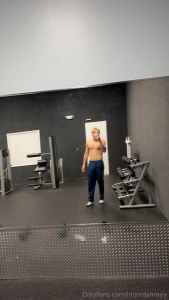 It s christmas eve merry christmas everyone i hope everyone has a