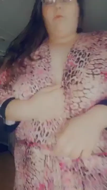 All i m wearing outside in these nice temperatures wouldn t you love 