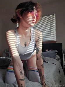 Advent day 8 pic set and 30s clip from a custom 5min video i did for