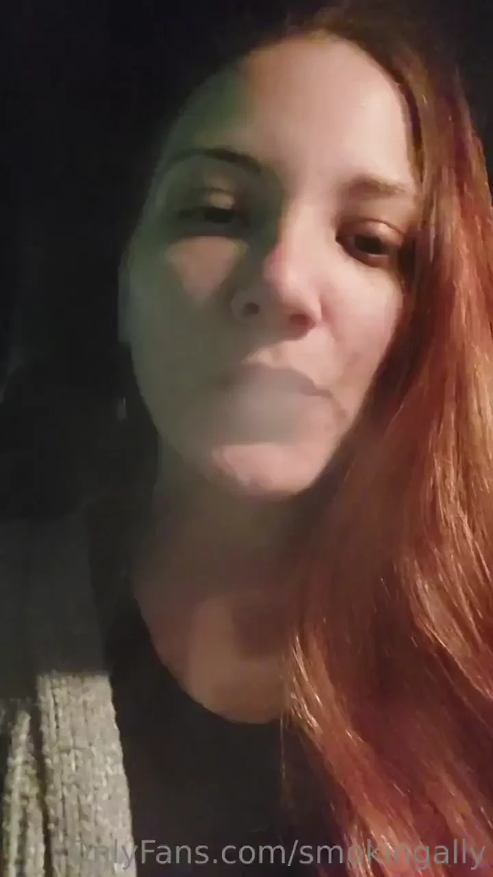 Yall should tip me so i can get my damn nails done lol if all yall 