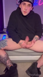 Enjoy this solo vid in the meantime