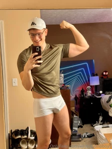 Im just thinking about looking down and seeing you