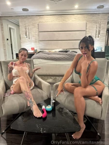 I convinced her we re sending it tonight what time should u be there