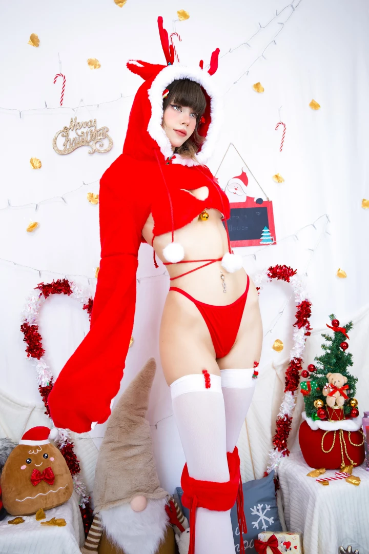 Hii it s your little reindeer to wish you a happy weekend i wanted to part 8 