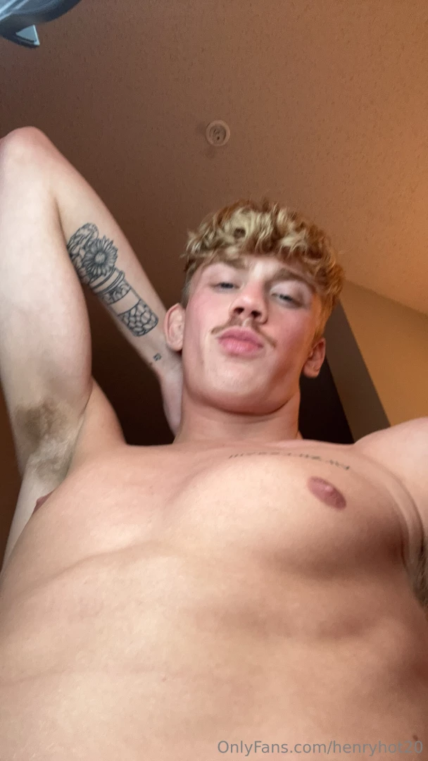 Come help daddy shower 