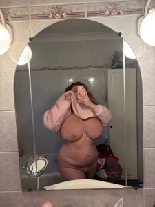 Honestly i m becoming a venus more and more my hips are made for