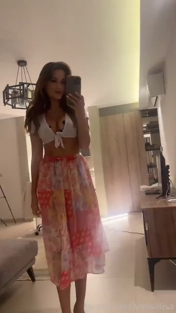 It s easy to feel like a real esmeralda in such a skirt model skirt 