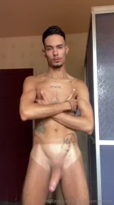 Naughty face heitorbaumann