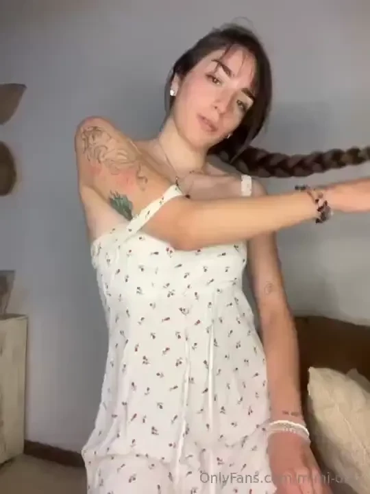 Those dress would look even better crumpled on my bedroom floor 