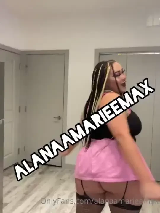 Bouncing my fat ass in a mini pink skirt 