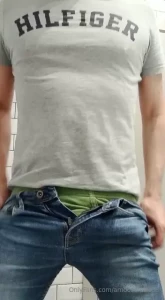 Me pongo cachondo vi ndome a mi mismo