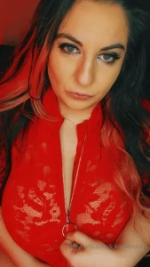 Another unzip gif for your viewing pleasure