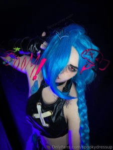 Finally did my jinx cosplay and i got a belly piercing recently here s part 1