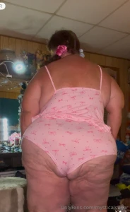 Just being a girlie girl