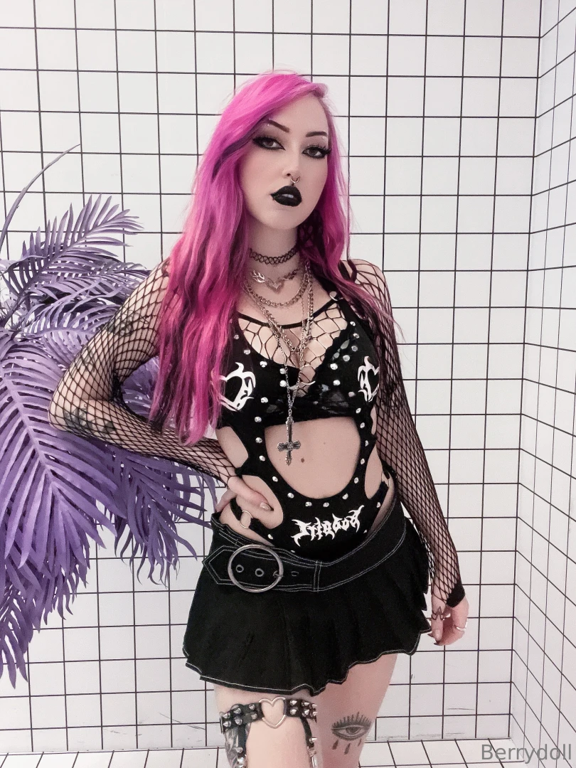 New set on friday and a huge 50 discount on berrydoll vip 